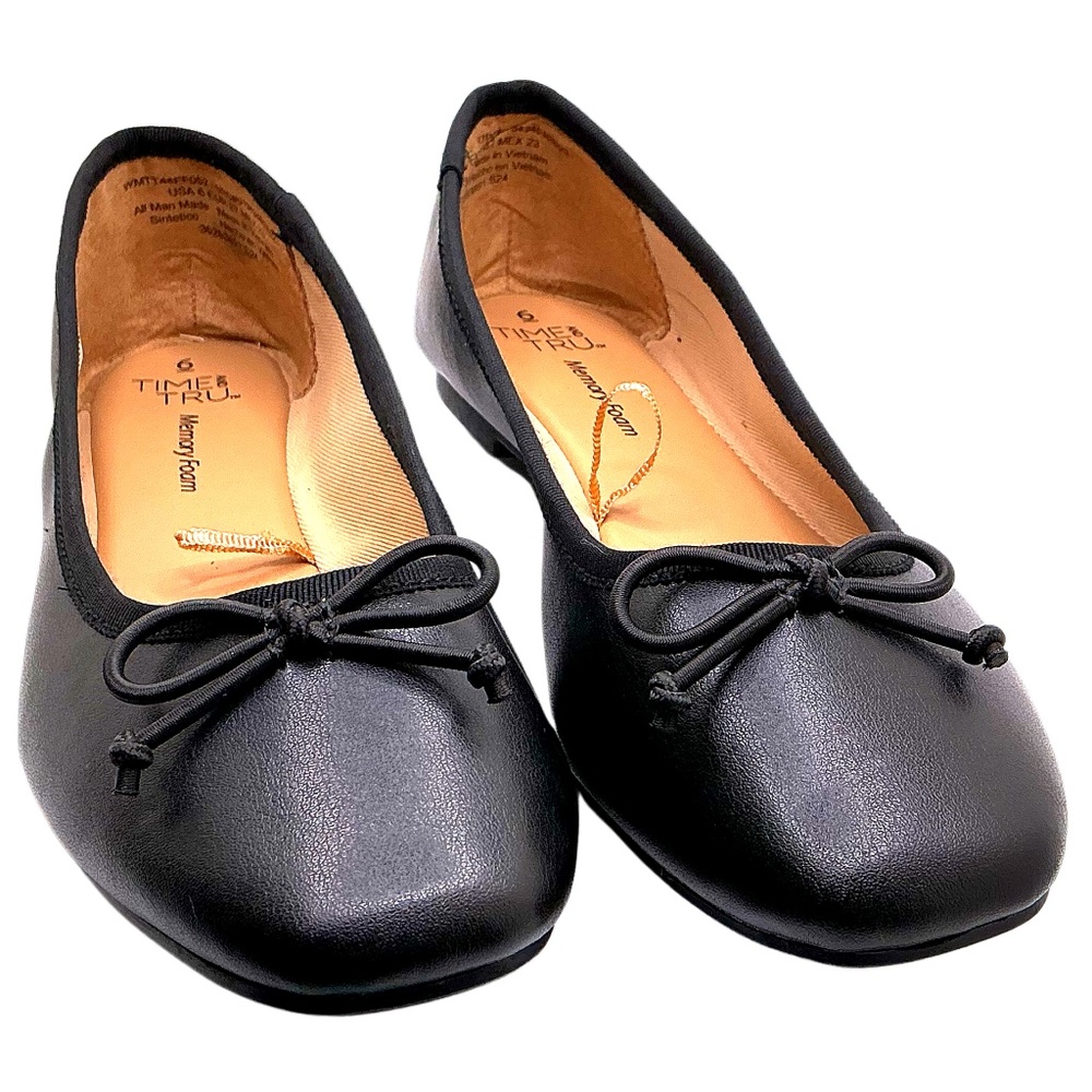 NWOT TIME AND TRU Memory Foam Flats Loafers Black Size 6